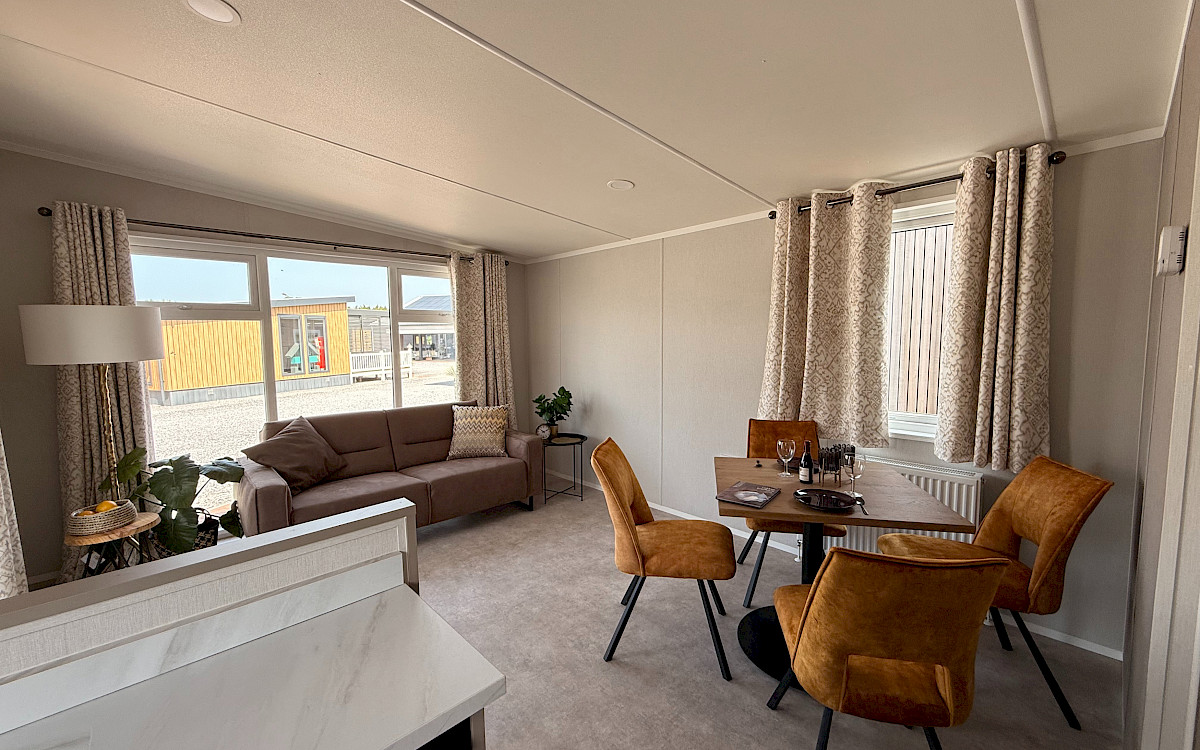 Sunseeker Ruby special black 1000/2