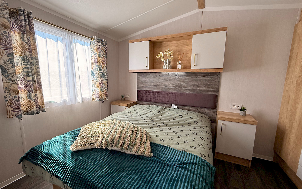 Swift Bordeaux 1090/2