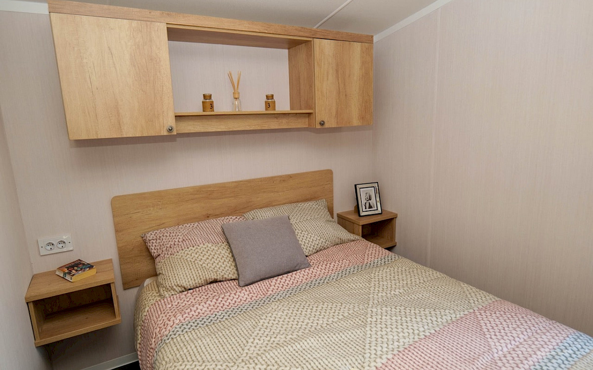 Swift Burgundy 1000/2