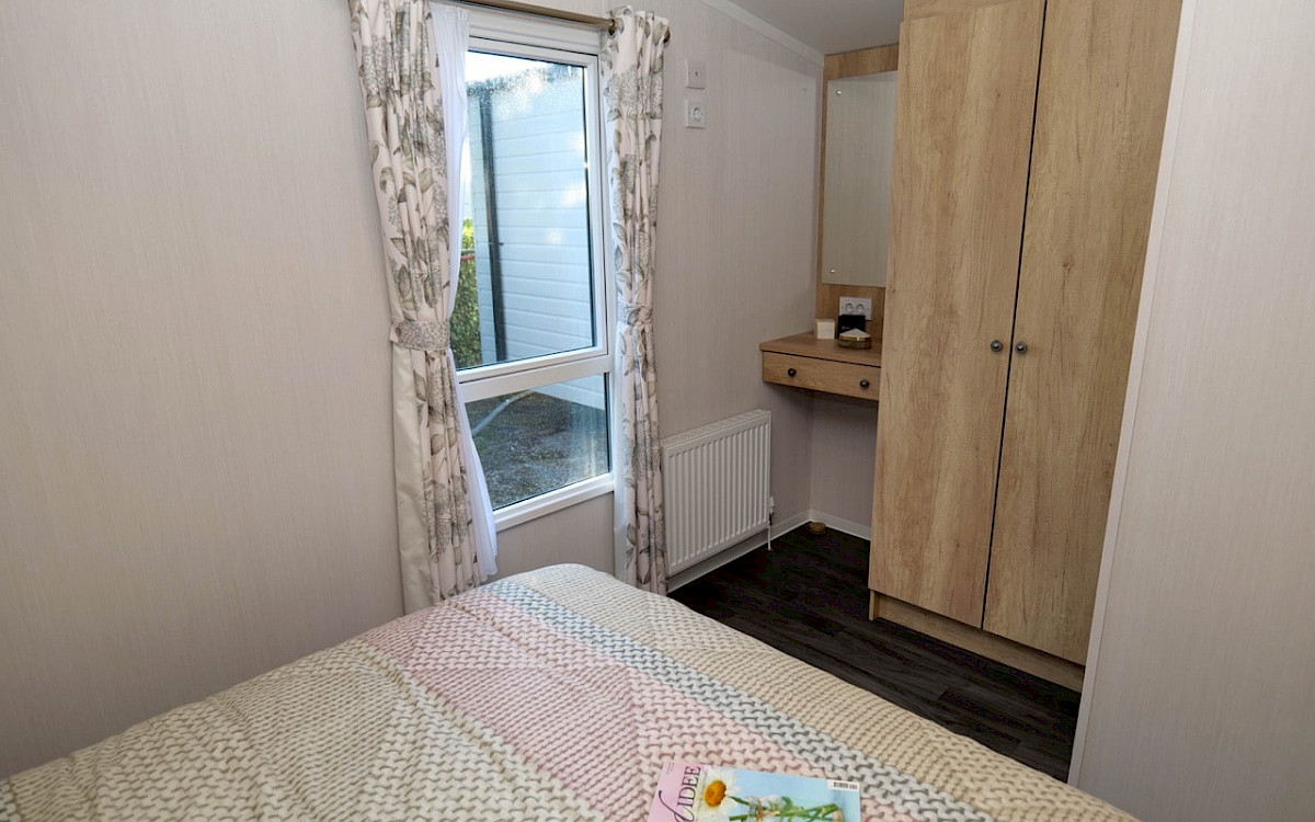 Swift Burgundy 1000/2